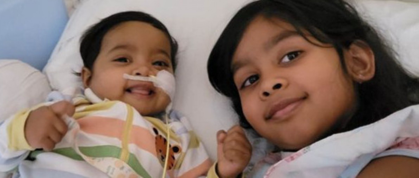 Baby Aliza receives a new liver from a stranger